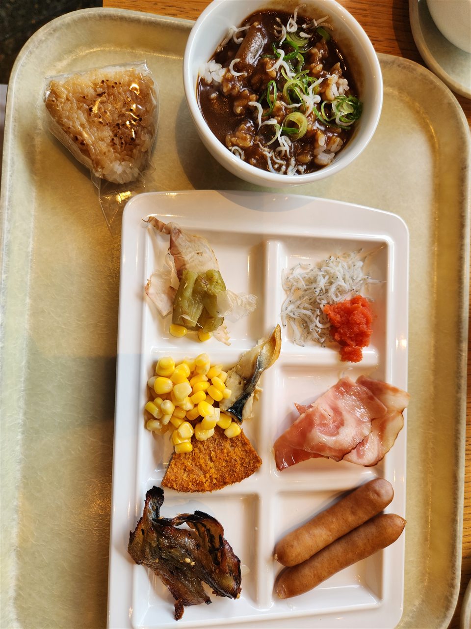 호텔 조식 — 일식 트레이