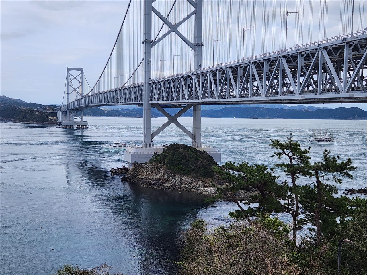 오나루토교 전경